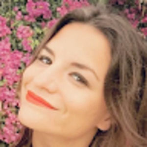 Meet your Posher, Gabriela